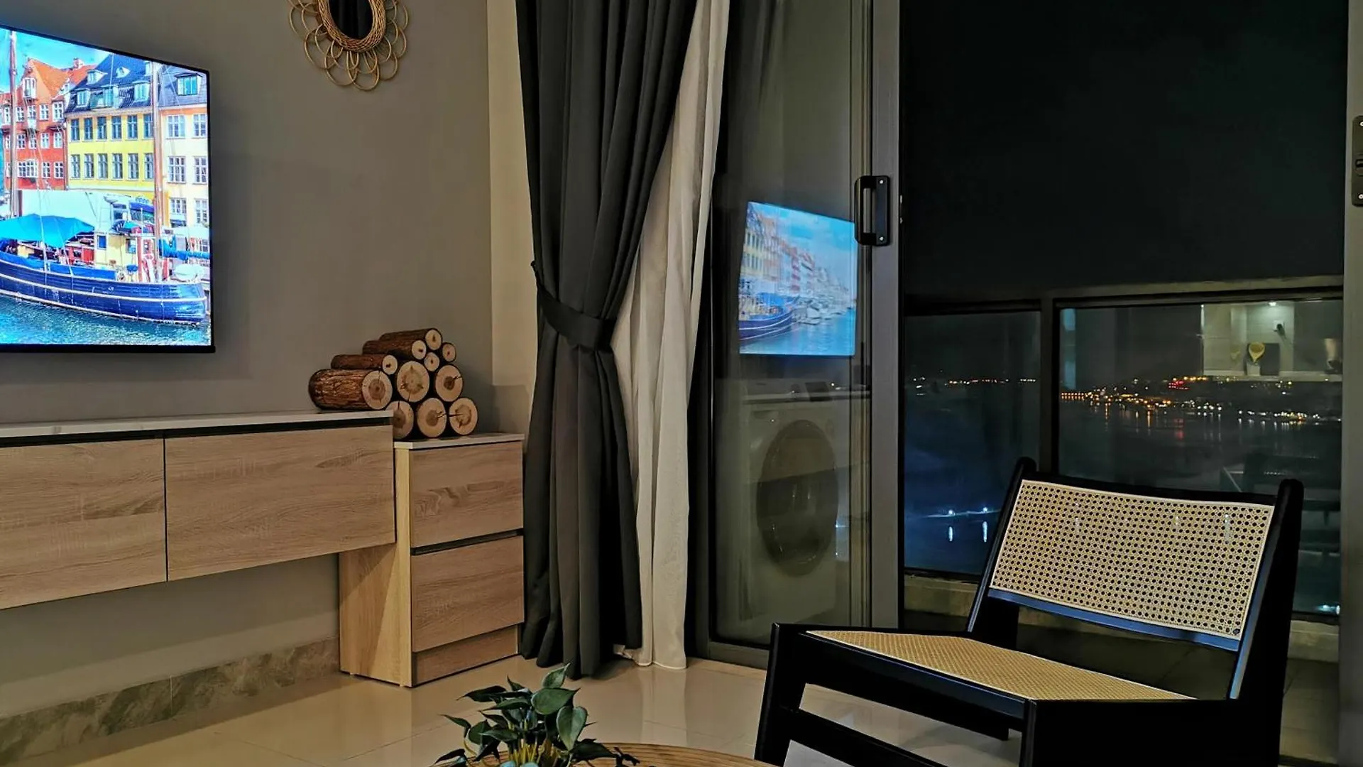 Yussy Homestay At R&F Princess Cove Johor Bahru