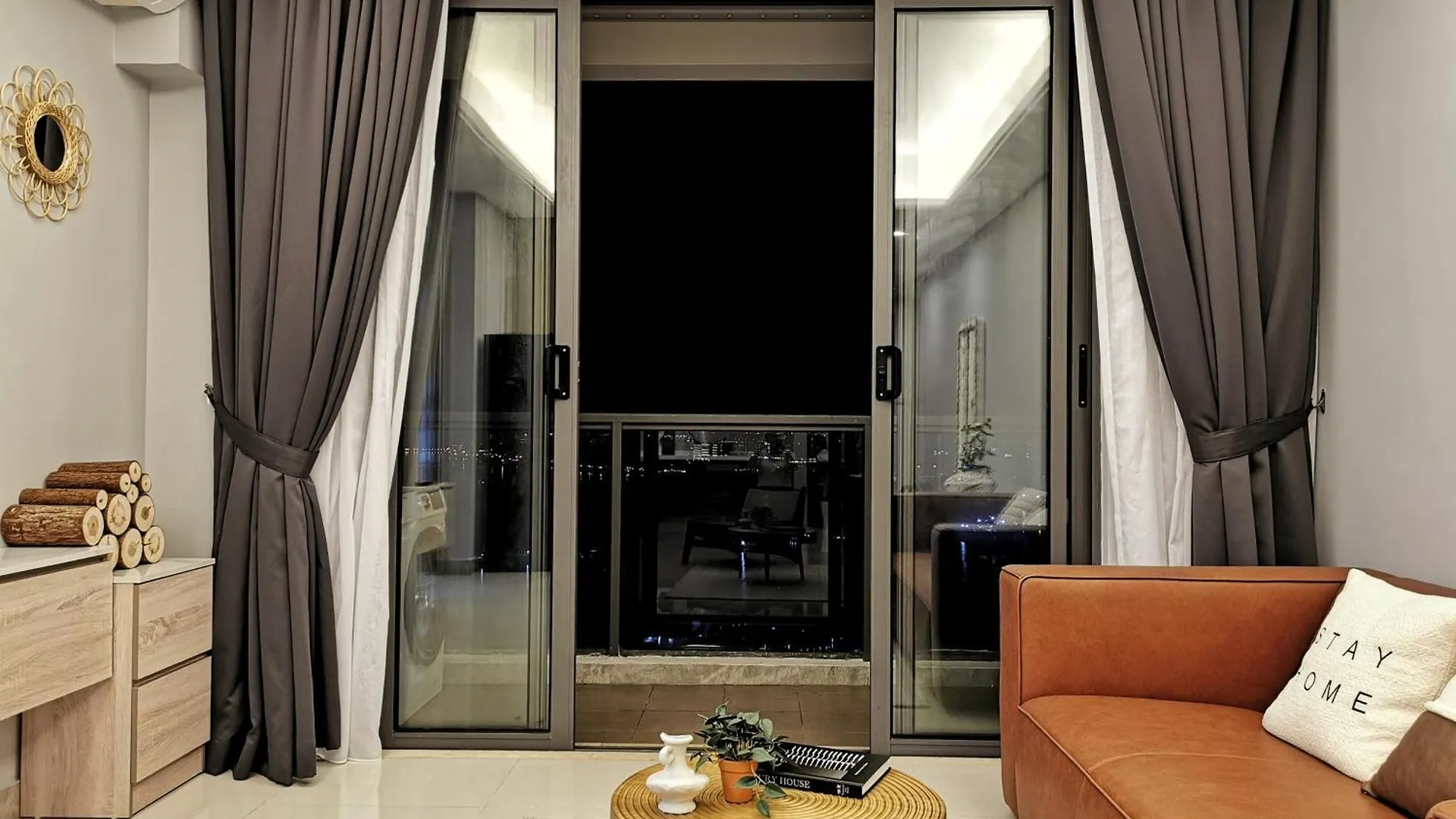 Yussy Homestay At R&F Princess Cove Johor Bahru Malezja